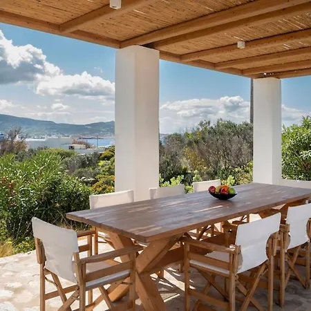 Aegean Breeze Escape * Parikia (Paros)