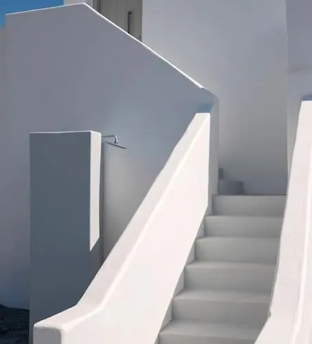 Aegean Breeze Escape * Parikia (Paros)