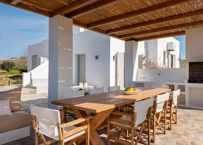 Aegean Breeze Escape Parikia (Paros)